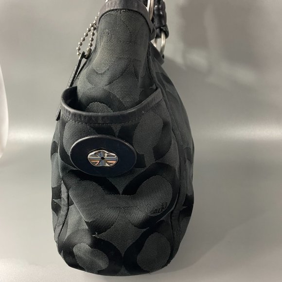 Exquisite Rare Coach # 13232P Pilot Parker Op Art Riley Bag, Black - Picture 4 of 16